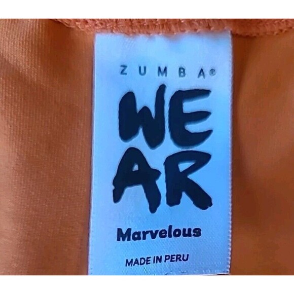 Zumba Active Wear Lot Of 4 Women's Size Medium Tops Workout Athletic Dance Tanks - Picture 11 of 13